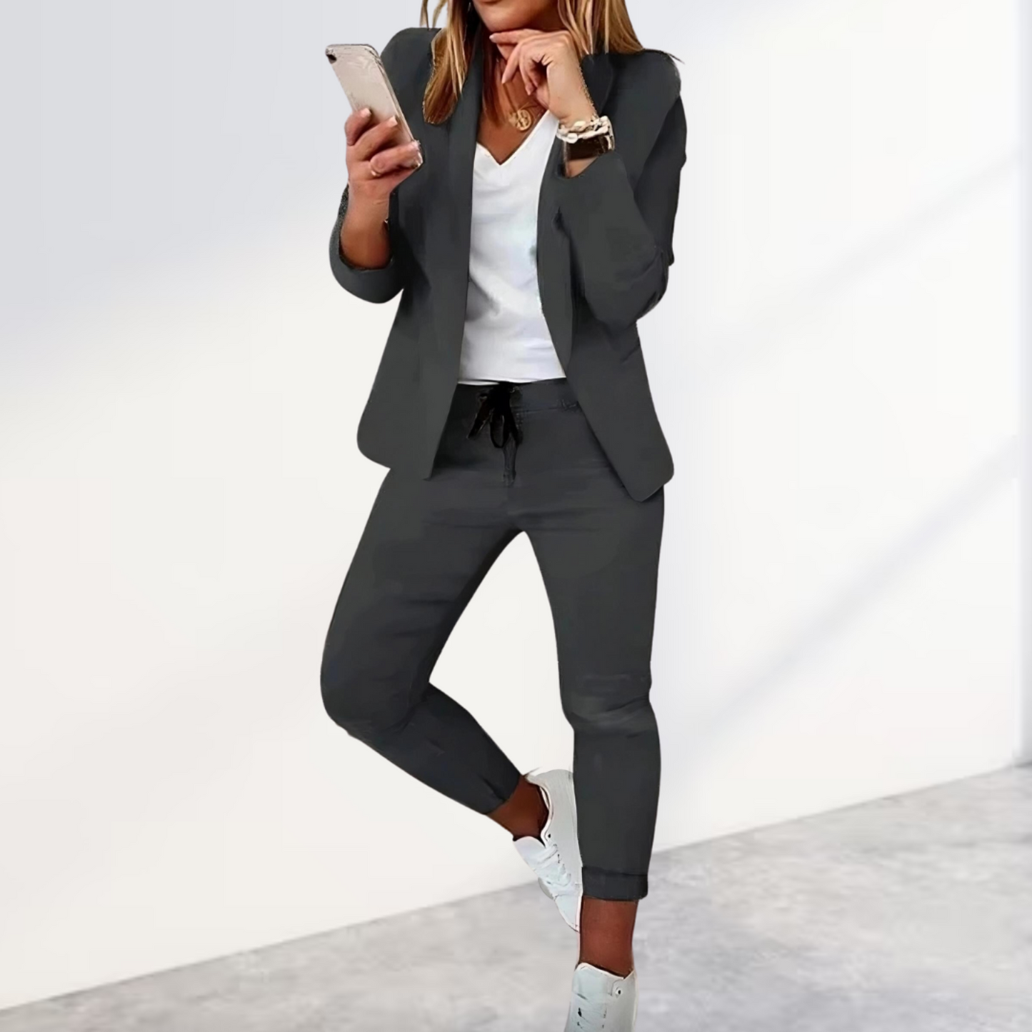 Stylisches Blazer- & Hosen-Set – Bild 2 von 5