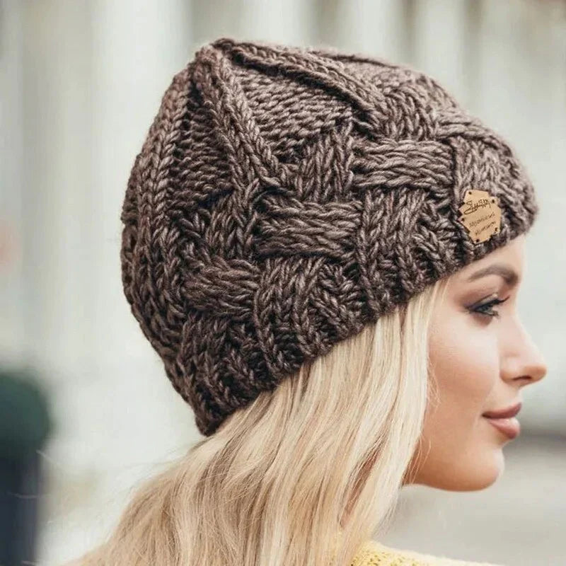 Damen Weiche Strickmütze mit Zopfmuster – Bild 3 von 7