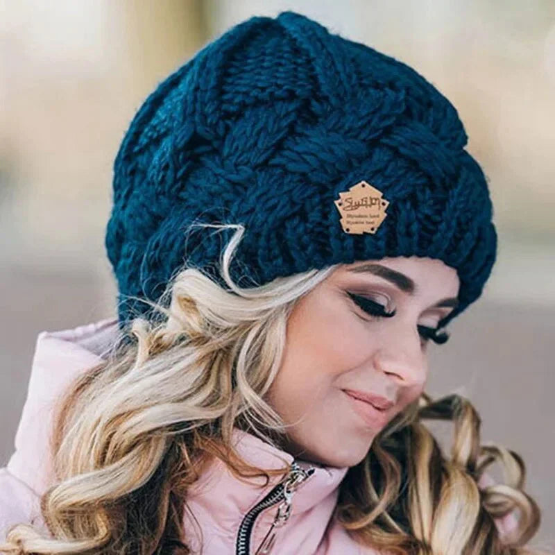 Damen Weiche Strickmütze mit Zopfmuster – Bild 6 von 7