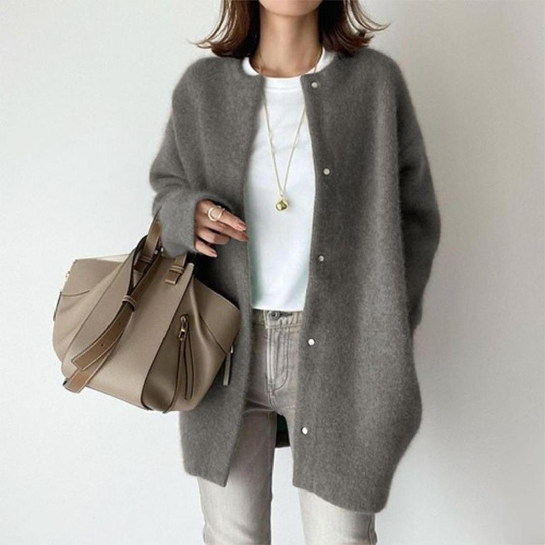 Raffinierte Strickjacke mit Stil – Bild 7 von 17