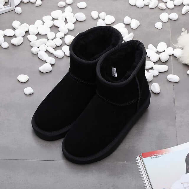 Wärmende Knöchelhohe Winterstiefel in Wildleder-Optik – Bild 6 von 8