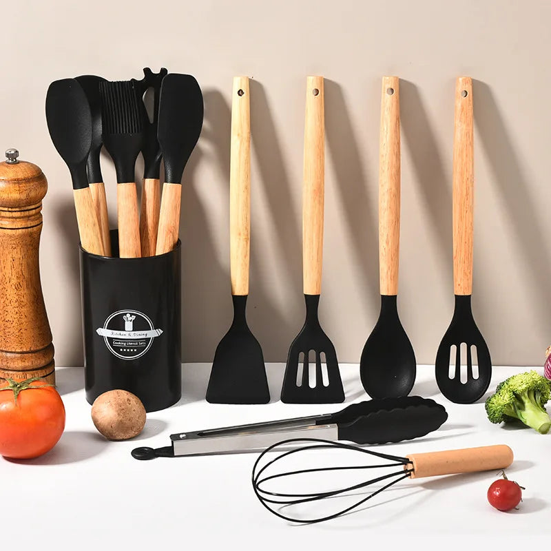 Culinora Silikon Küchenutensilien Set| Hitzebeständig bis 230 °C| 12-teilig mit Holzgriffen| Rührbesen, Pfannenwender, Zange 
