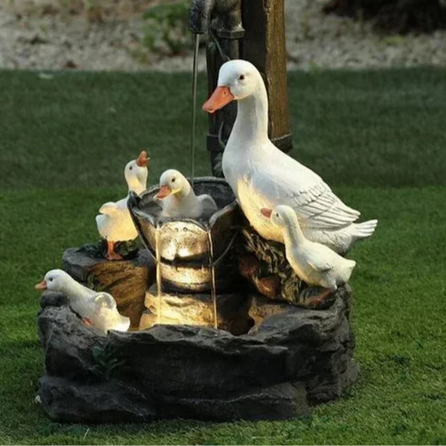 Lunaverde Solar Deko Brunnen Ente & Eichhörnchen – Bild 8 von 8
