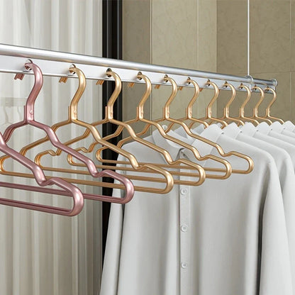 Mara – Elegante Metall-Kleiderbügel (5 Stück)