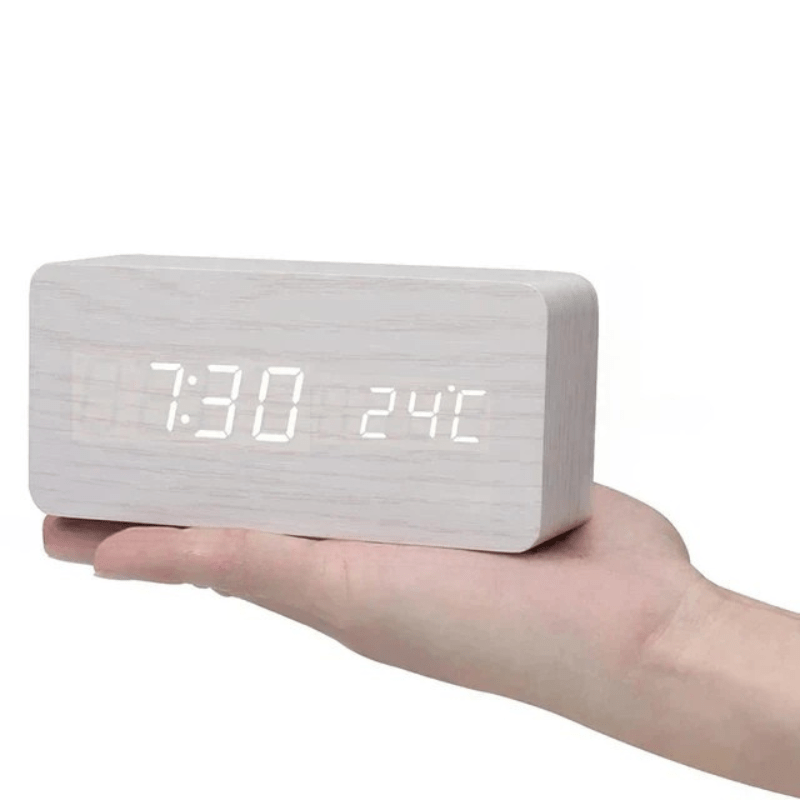 Woodsie – Sprachgesteuerte Holz-Wanduhr