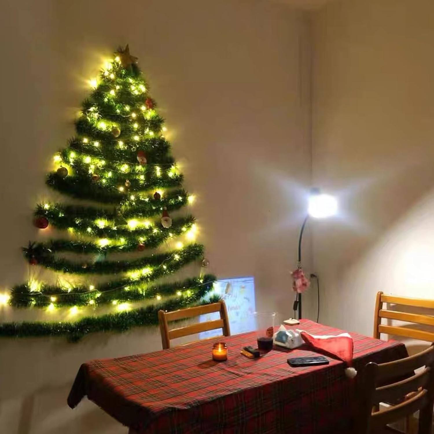 EverWall – Der platzsparende Weihnachtsbaum für jede Wand – Bild 2 von 10