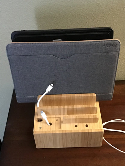 Tekavo ChargeDock Ladestation aus Bambus – Bild 8 von 18