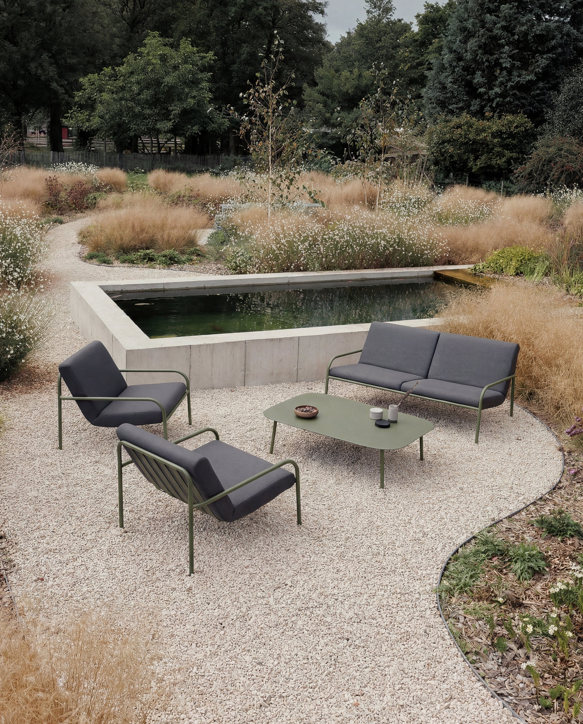 Gartenmöbel – 18