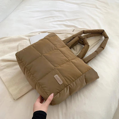 Gesteppte Handtasche mit großer Kapazität, Seitenansicht – Pelanva