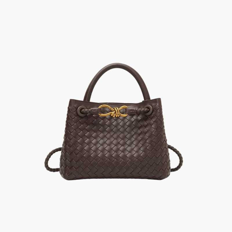 Elegante gewebte Handtasche für jeden Anlass, Tragebeispiel – Pelanva
