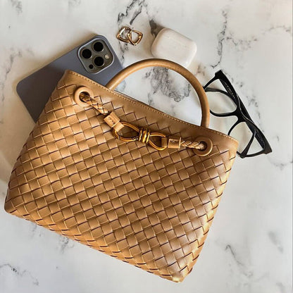 Elegante gewebte Handtasche für jeden Anlass, Rückansicht – Pelanva