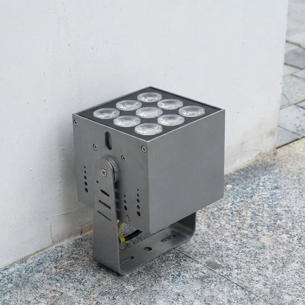 LED Außenstrahler – Pelanva – Ansicht 3
