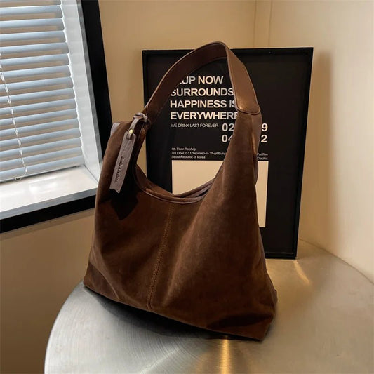 Mela - Vintage Wildledertasche für jede Gelegenheit