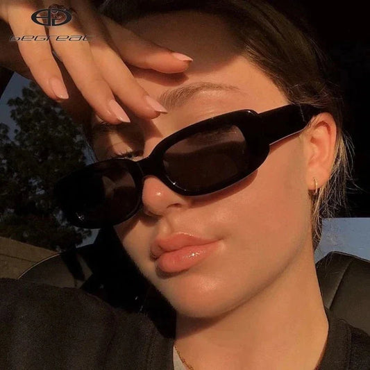 Niva – Stilvolle Damen-Sonnenbrille mit UV400-Schutz