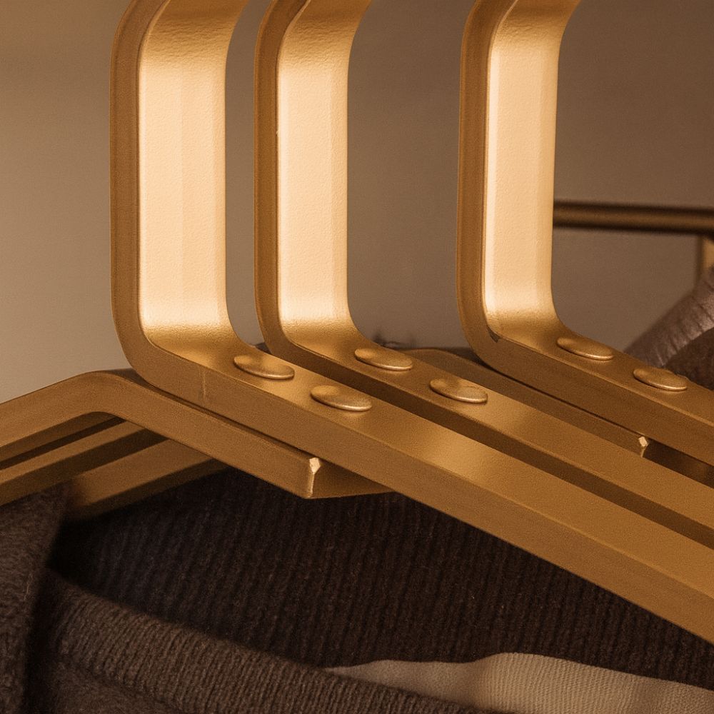 Quenva - Elegante Aluminium Slimline Kleiderbügel (4 Stück)