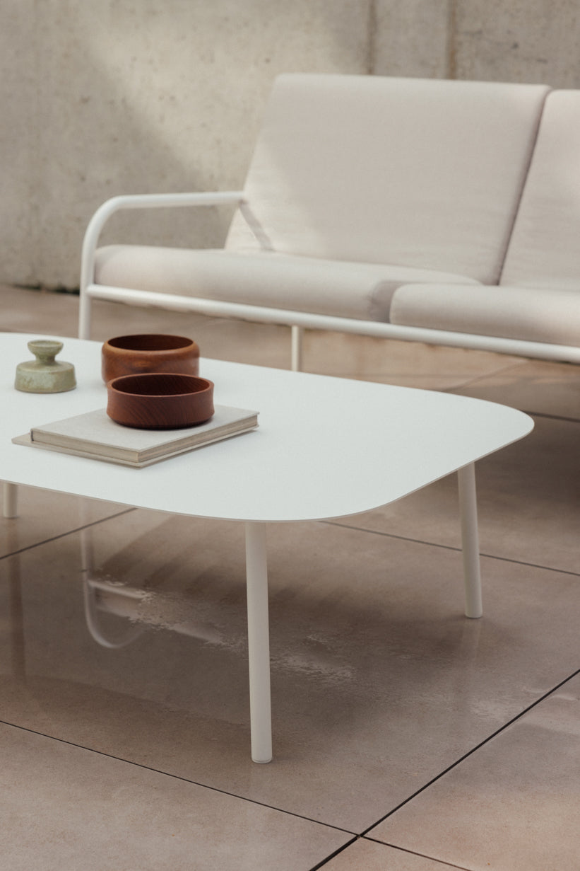 Tisch – 4