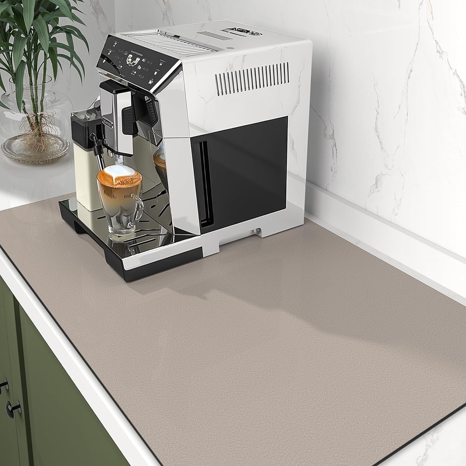 Viki – Wasserabsorbierende Kaffeemaschinenmatte für saubere Arbeitsflächen