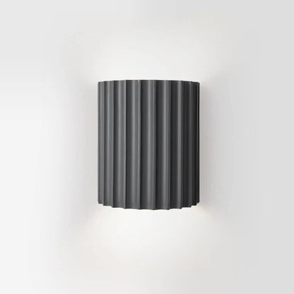 Moderne Wandleuchte mit stilvollem Design, im Einsatz – Pelanva