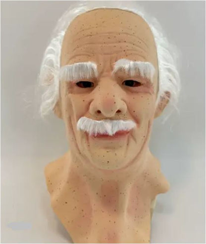 Realistische Gesichtsmaske - Nahaufnahme