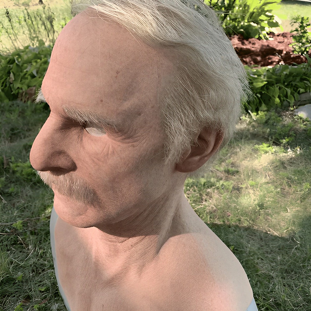Realistische Gesichtsmaske - im Einsatz
