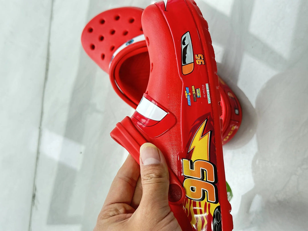 Blitzschlag McQueen – Modische Sandalen – Bild 5 von 5