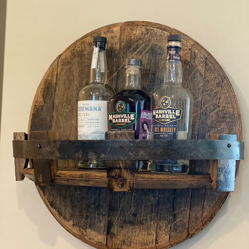 Whiskeyfass Wandregal - Nahaufnahme